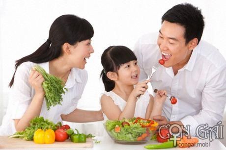 Những bí quyết để bé thích món rau trong bữa ăn