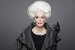 Jennie Rhodes làm đại diện cho hãng thời trang Vielma ở tuổi 81