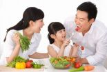 Những bí quyết để bé thích món rau trong bữa ăn