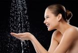 Những điều thú vị về tác dụng của việc tắm vòi hoa sen