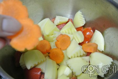 Thơm ngon - bổ dưỡng với gân bò hầm khoai tây