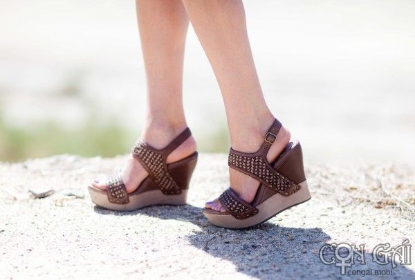 6 kiểu giày cho bạn gái tự tin