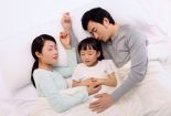 6 lý do nên cho con ngủ cùng bố mẹ